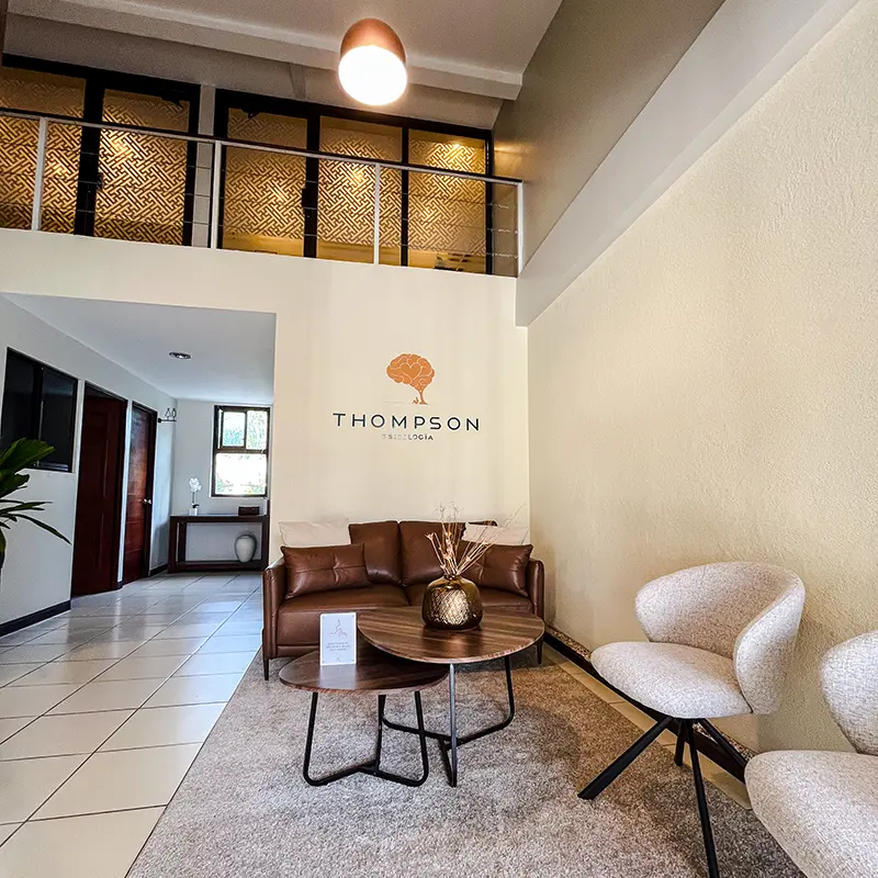 Recepción Thompson Psicología